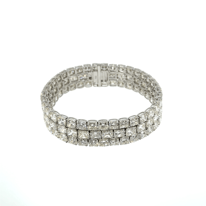18KT WHITE GOLD DIAMOND BRACELET