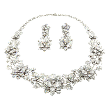 18KT WHITE GOLD DIAMOND NECKLACE