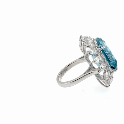 18KT WHITE GOLD DIAMOND AQUAMARINE RING