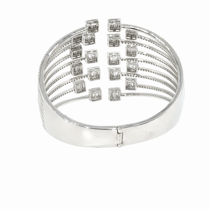 18KT WHITE GOLD DIAMOND BRACELET