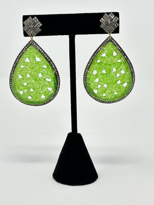 Light Green Onyx and Diamond Earring