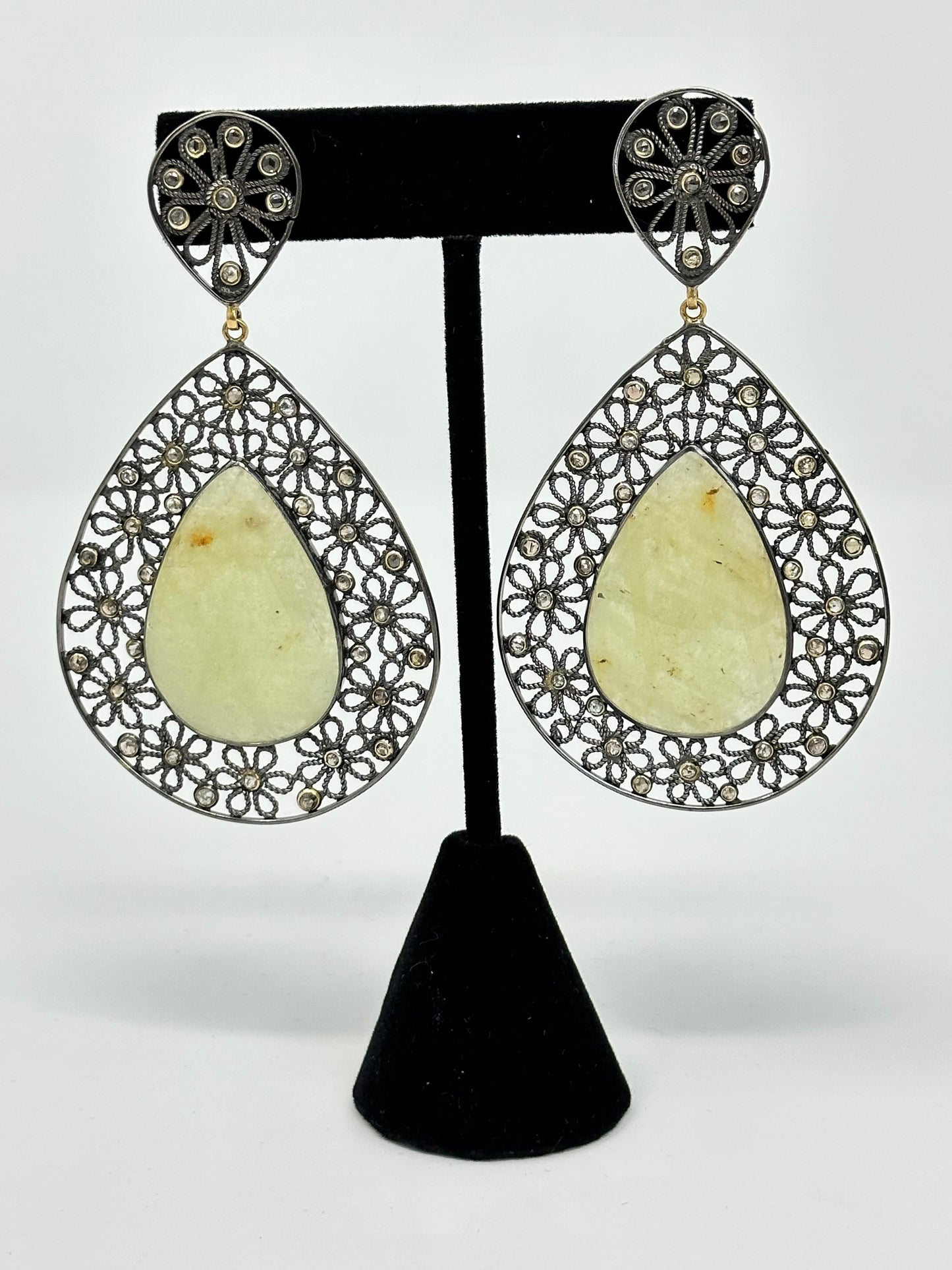 Lemon Uma Sapphire and Diamond Earring