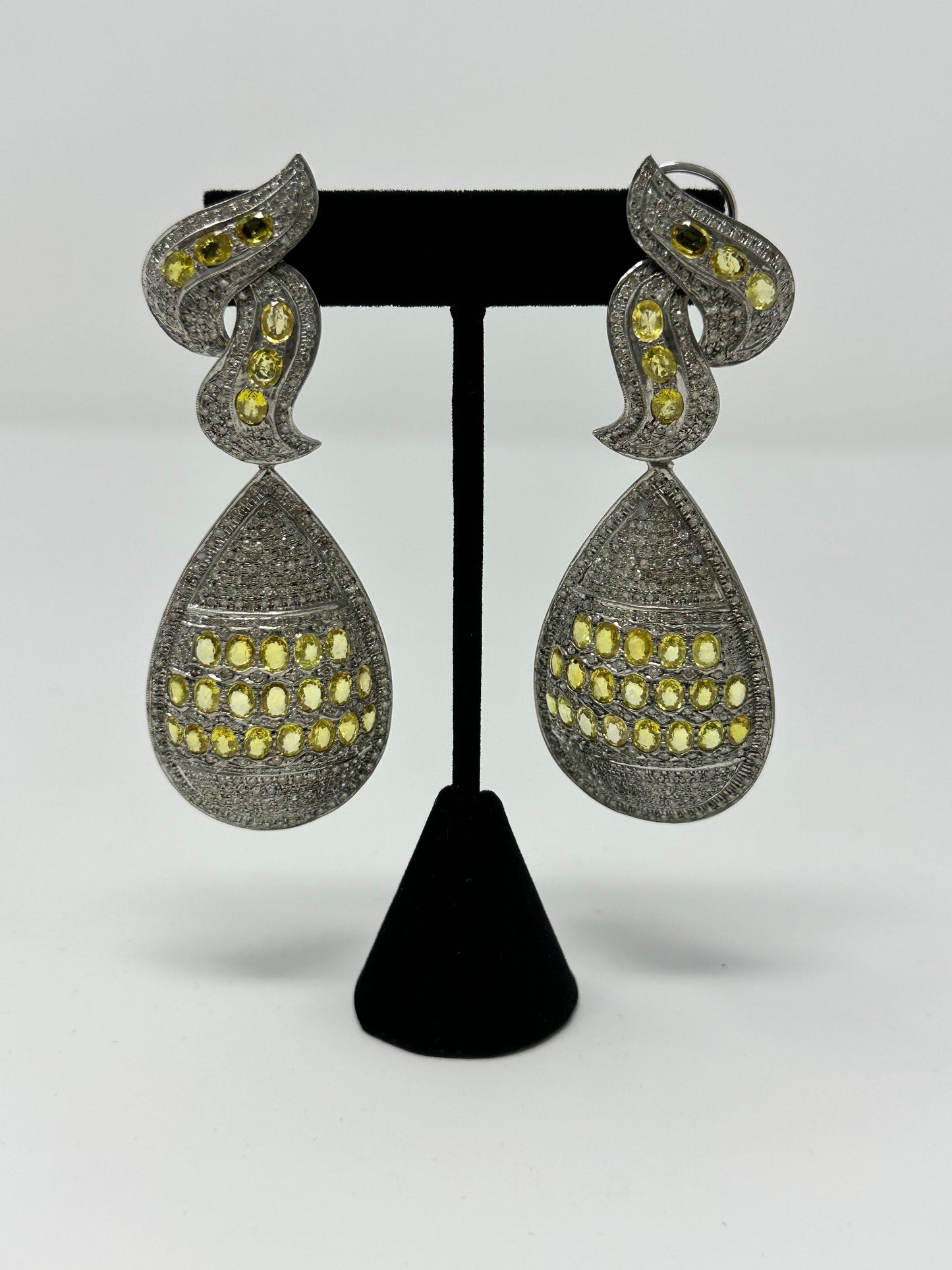 Yellow Saphhire and Diamond Earring