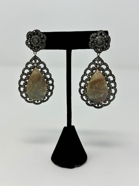 Brown Uma Sapphire and Diamond Earring