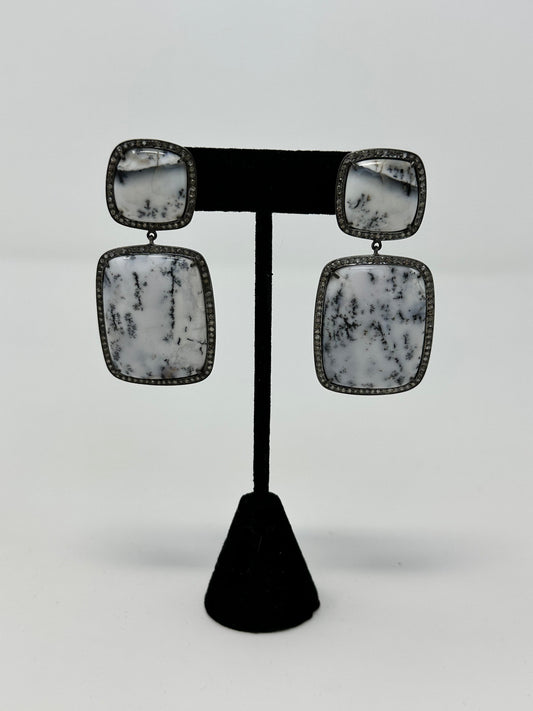Black and white Agate and Diamond Earring
